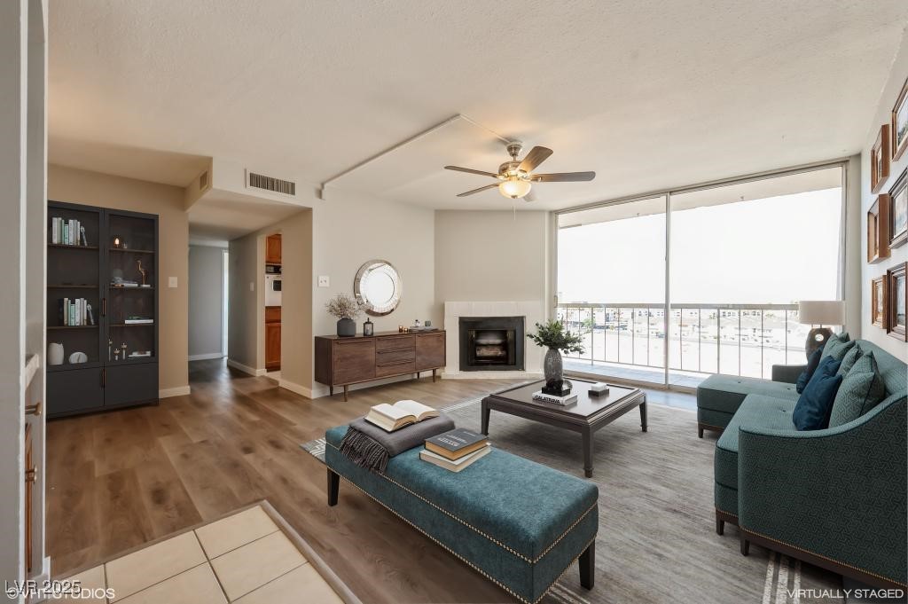 745 North Royal Crest Circle, Unit 157 Las Vegas, NV 89169 - Photo 5 of 18