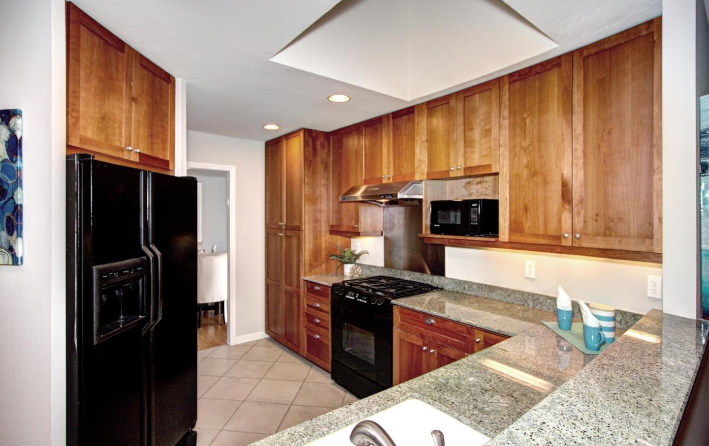 758 Covington Road Los Altos, CA 94024 - Photo 9 of 26