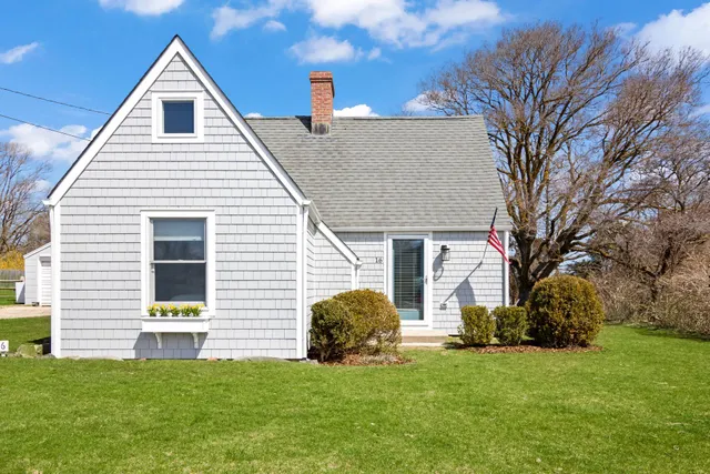 $20,000 | 16 South Elihu Place, Montauk, NY 11954
