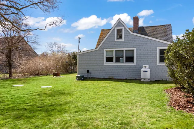 $20,000 | 16 South Elihu Place, Montauk, NY 11954