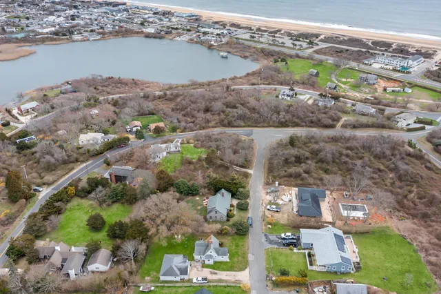 $20,000 | 16 South Elihu Place, Montauk, NY 11954