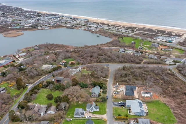 $20,000 | 16 South Elihu Place, Montauk, NY 11954