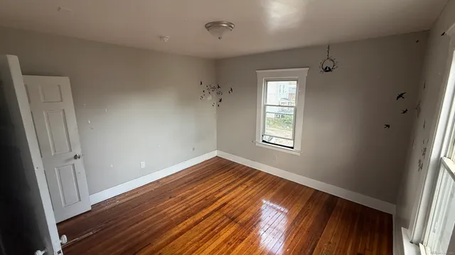 $350,000 | 225 Fulton Terrace, New Haven, CT 06512