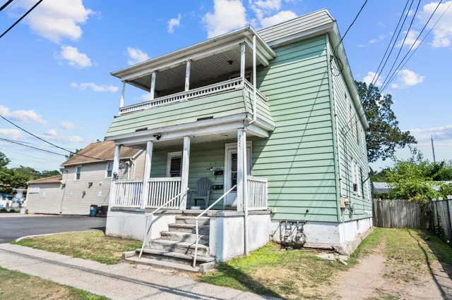 $350,000 | 225 Fulton Terrace, New Haven, CT 06512