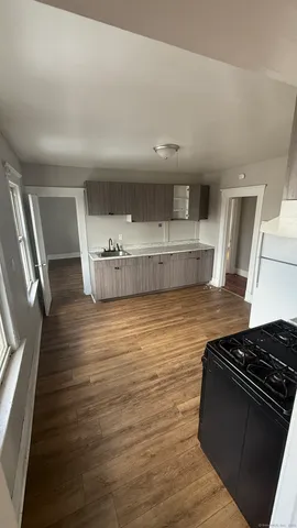 $350,000 | 225 Fulton Terrace, New Haven, CT 06512