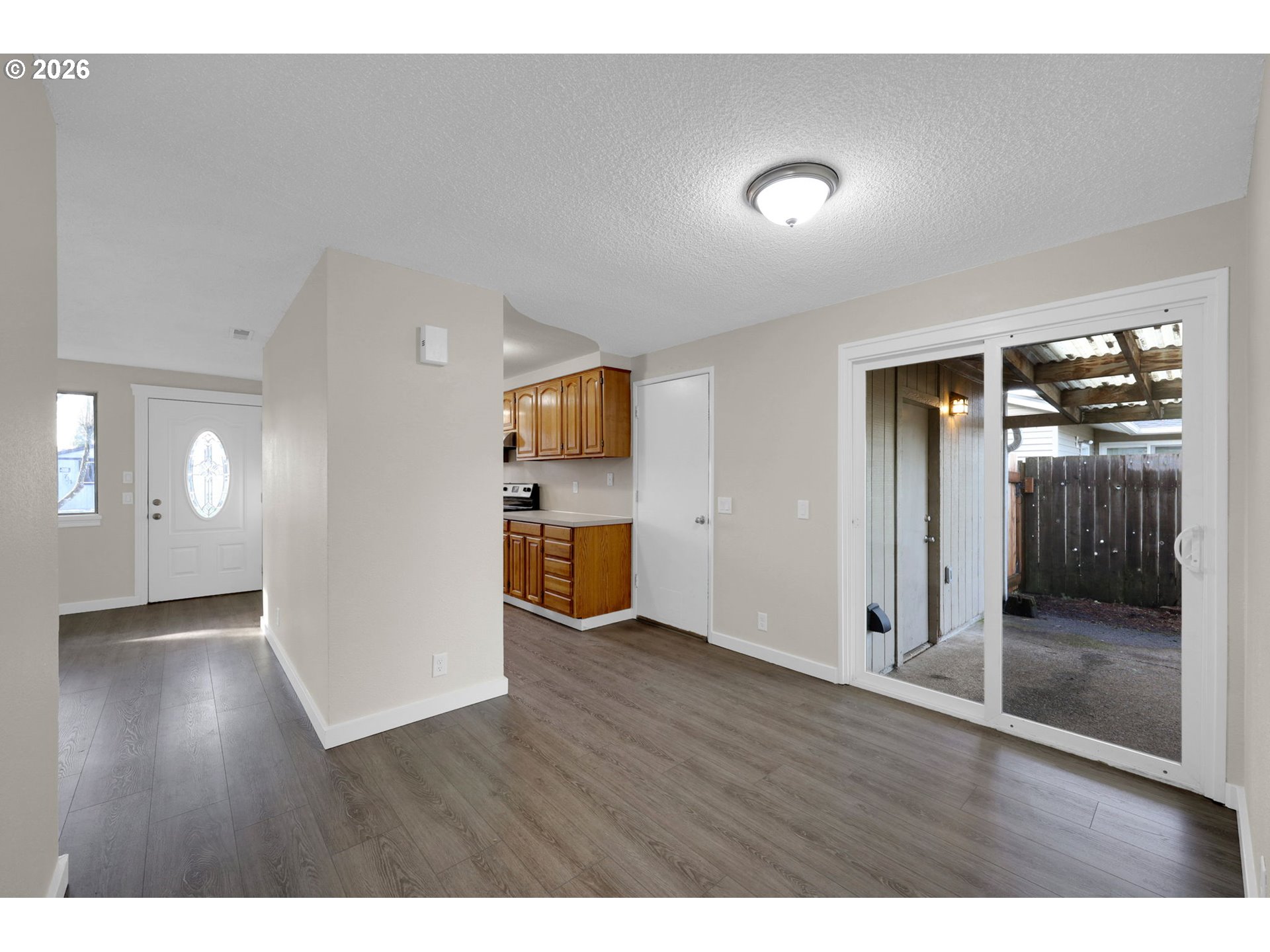 733 54th Street Springfield, OR 97478 - Photo 15 of 37