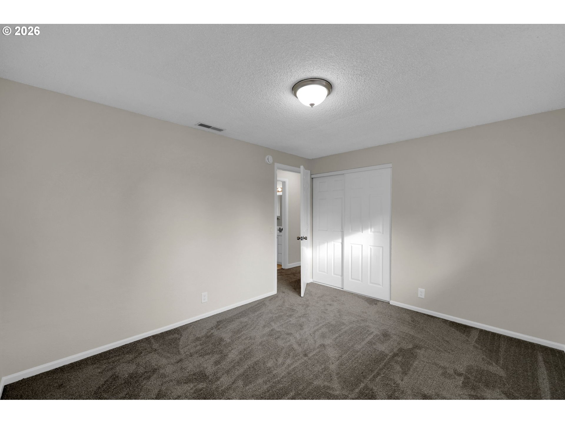 733 54th Street Springfield, OR 97478 - Photo 17 of 37