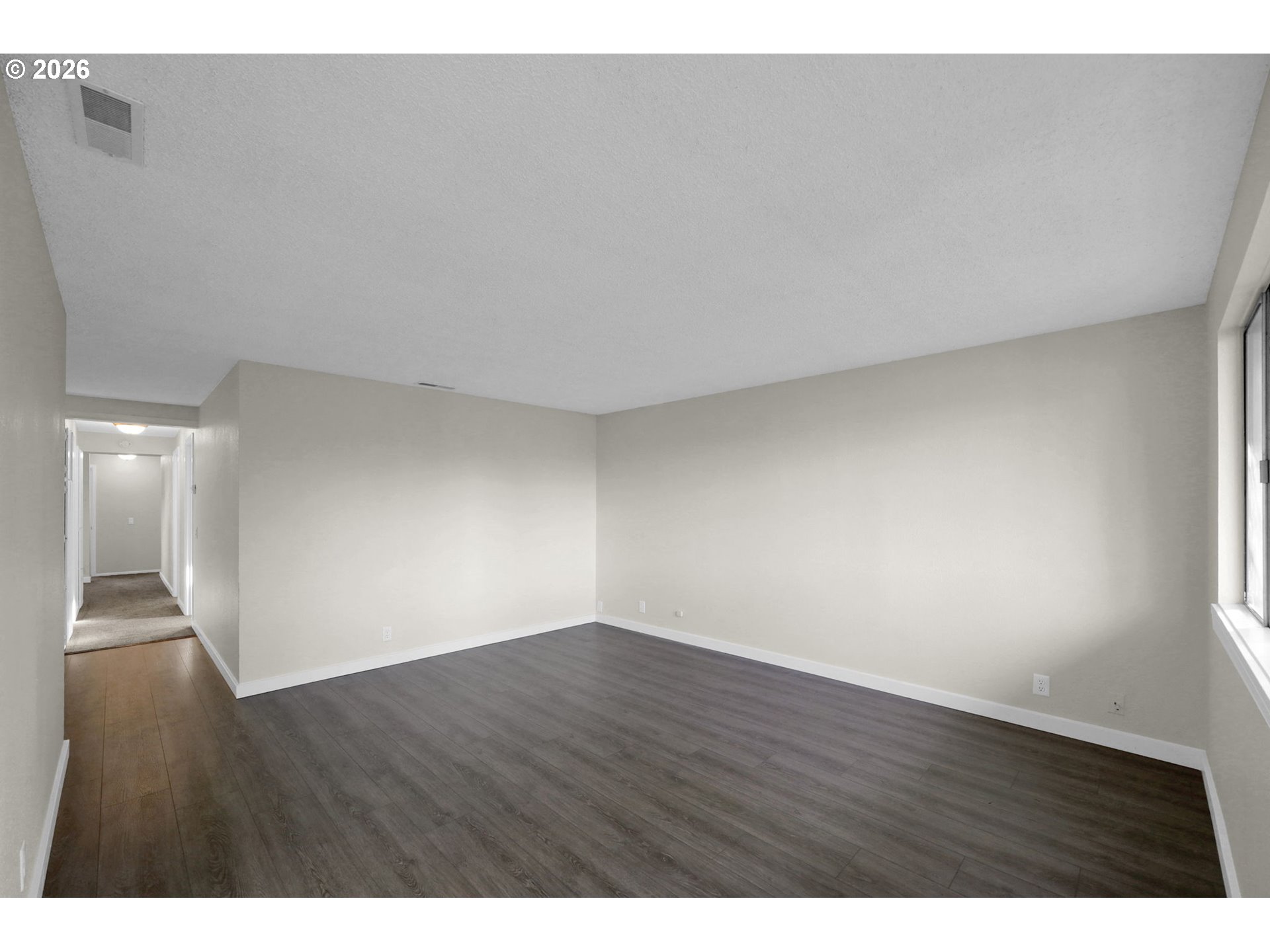 733 54th Street Springfield, OR 97478 - Photo 7 of 37