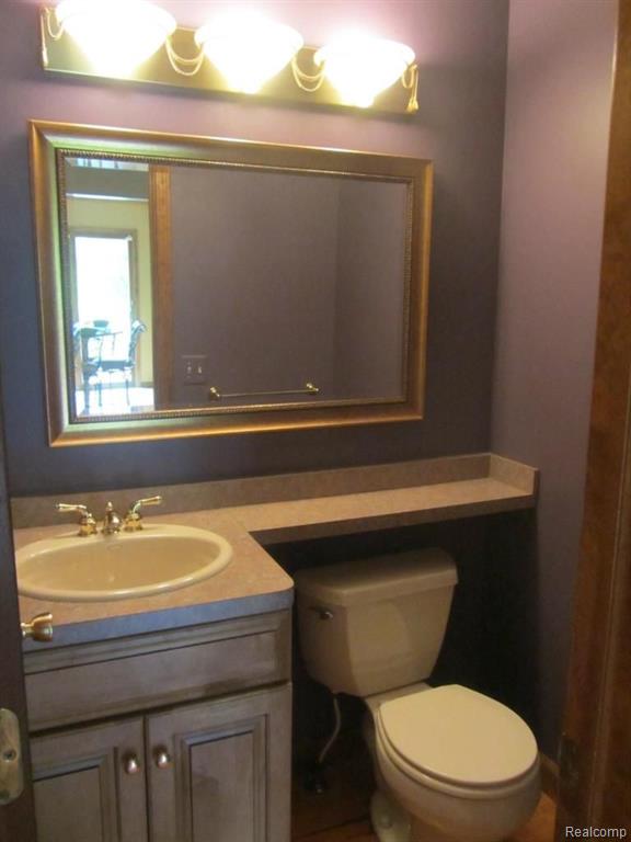 2257 Norton Road Rochester Hills, MI 48307 - Photo 11 of 27