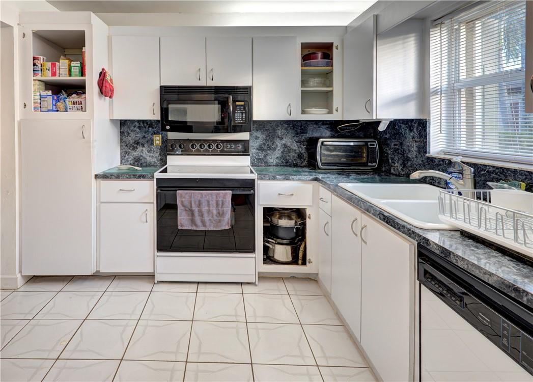 22386 Southwest 57th Circle, Unit 22386 Boca Raton, FL 33428 - Photo 16 of 22 Photo 16