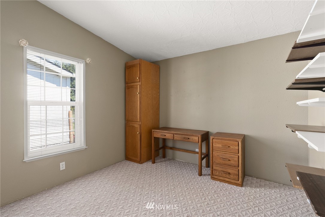 109 Forest Lane Chehalis, WA 98532 - Photo 17 of 26 Gallery Image 17