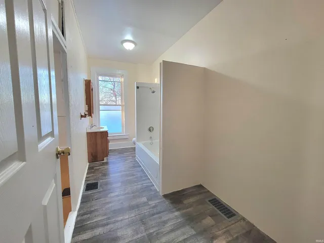 $155,000 | 1912-1914 West Indiana Street, Evansville, IN 47712