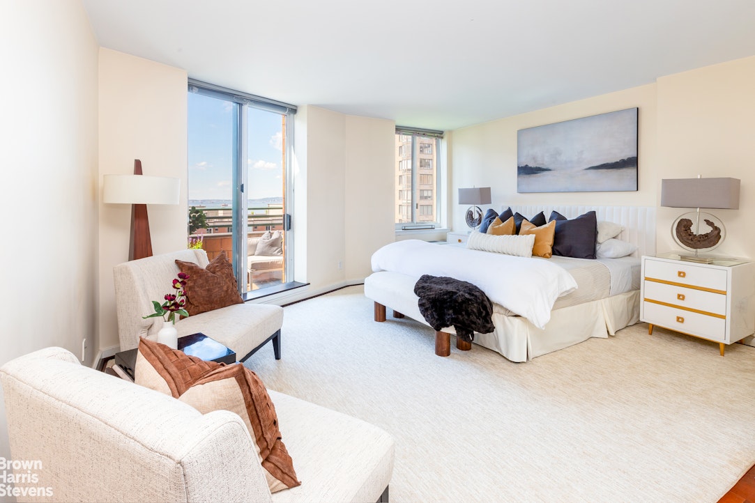 333 Rector Place, Unit 1405 Manhattan, NY 10280 - Photo 7 of 29