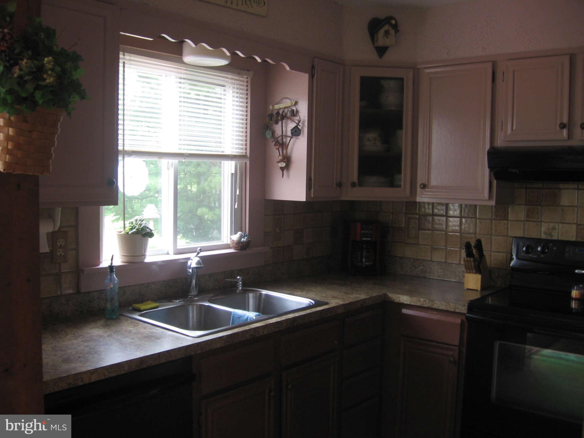4705 Old Hanover Road Westminster, MD 21158 - Photo 13 of 30 Kitchen