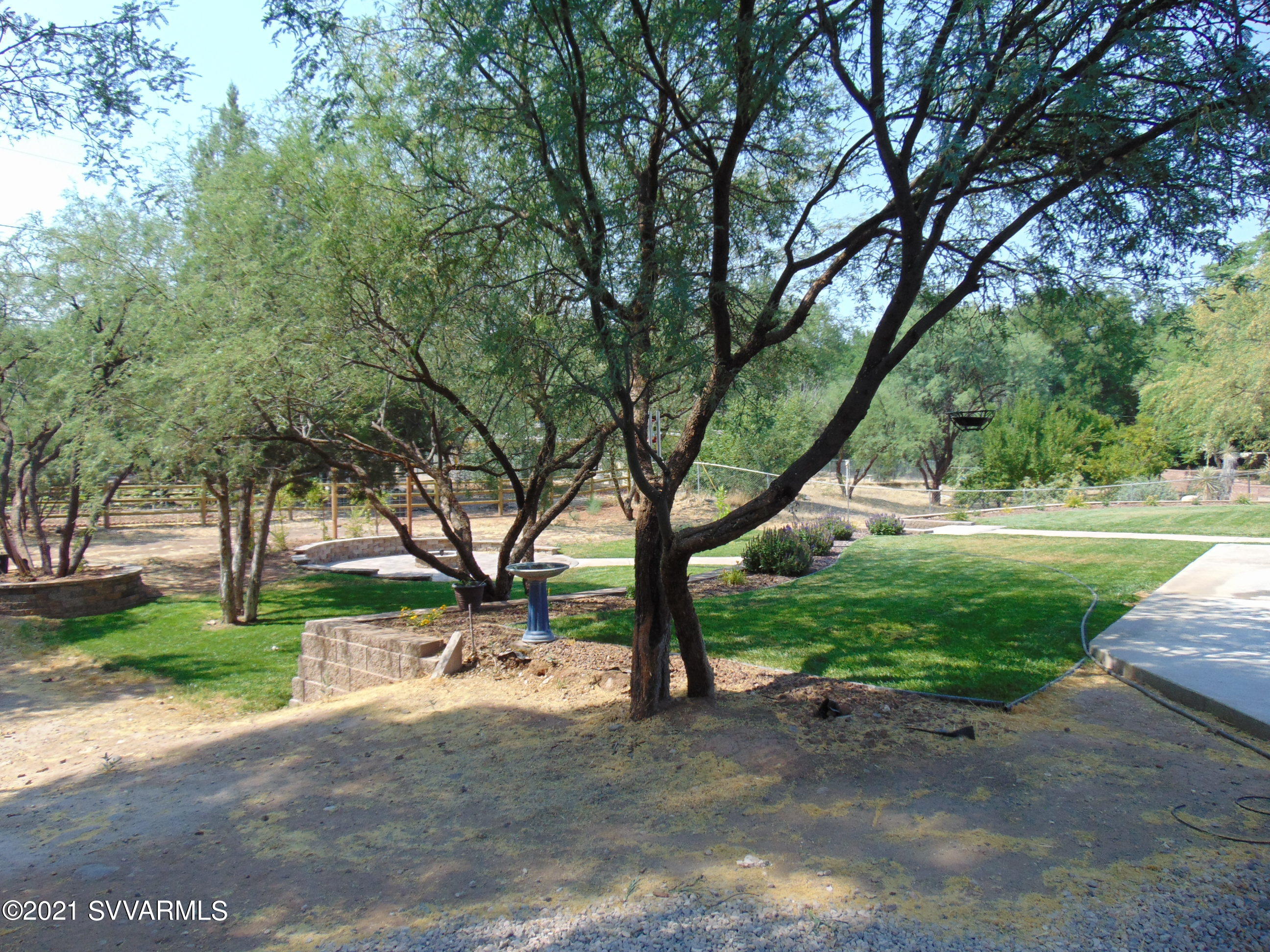 3995 East Beaver Vista Road Rimrock, AZ 86335 - Photo 36 of 40 a view of a park with large trees