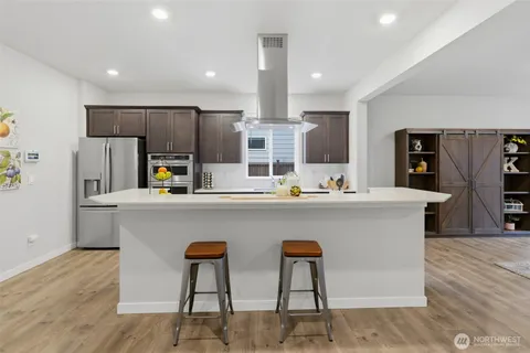 $895,000 | 10067 Veteran Avenue, Gig Harbor, WA 98332