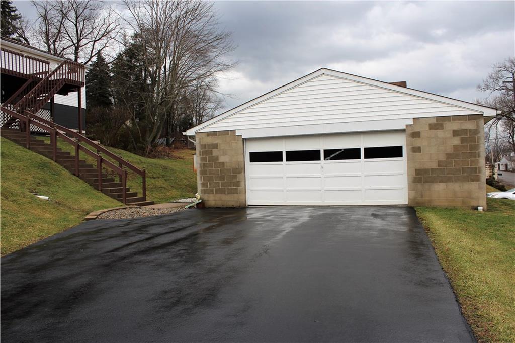 740 Fox Avenue Rochester, PA 15074 - Photo 22 of 25 Garage
