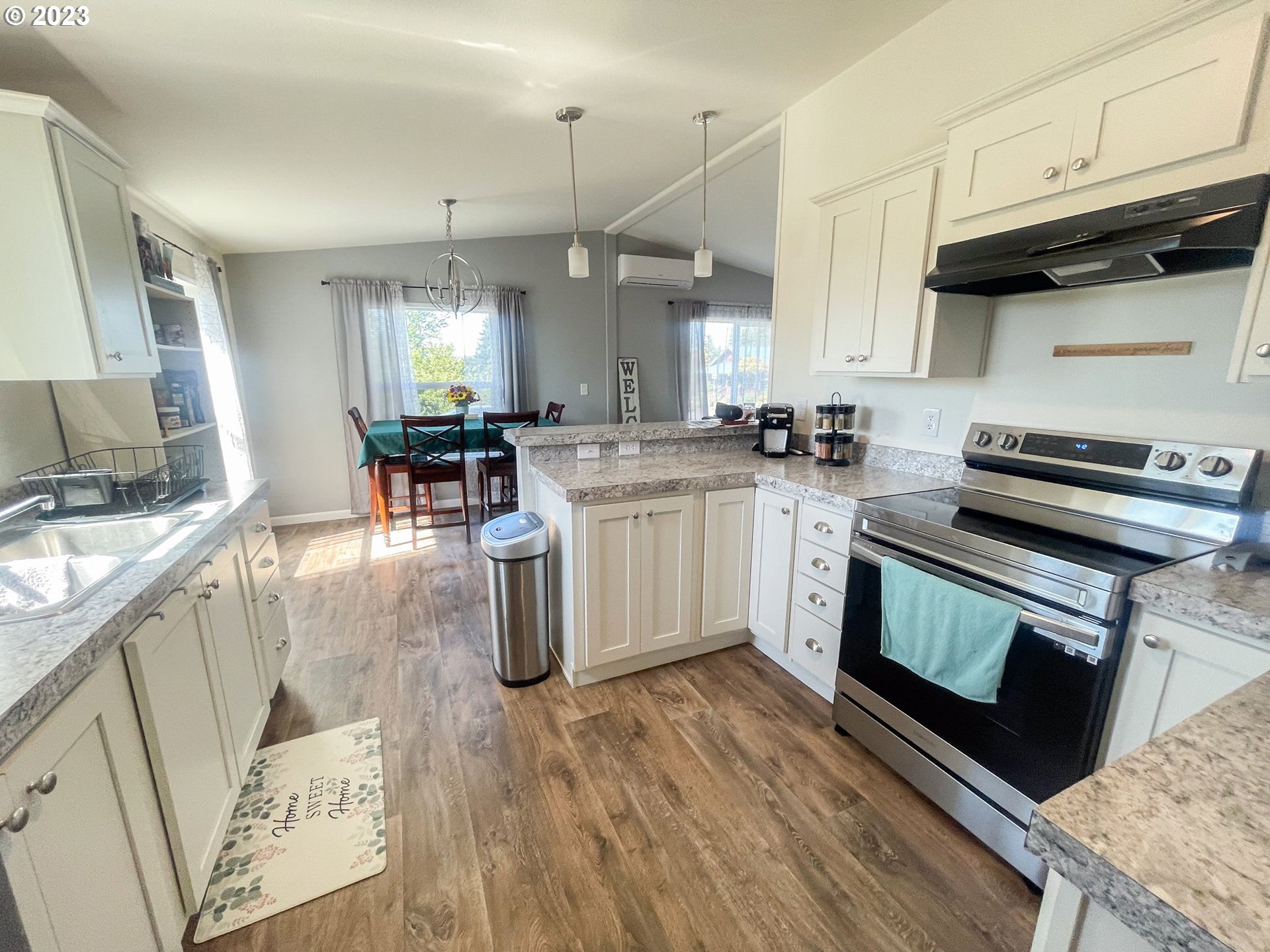 210 Bender Street Myrtle Point, OR 97458 - Photo 4 of 25 Gallery Image 4