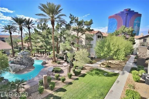 $2,995 | 4200 South Valley View Boulevard, Unit 2001, Las Vegas, NV 89103