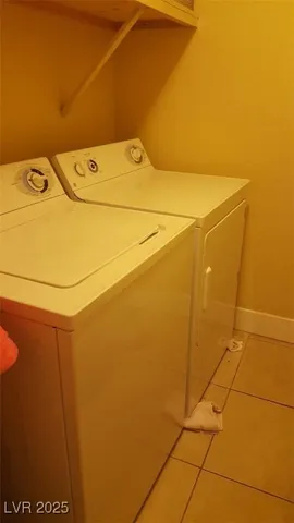 $2,995 | 4200 South Valley View Boulevard, Unit 2001, Las Vegas, NV 89103