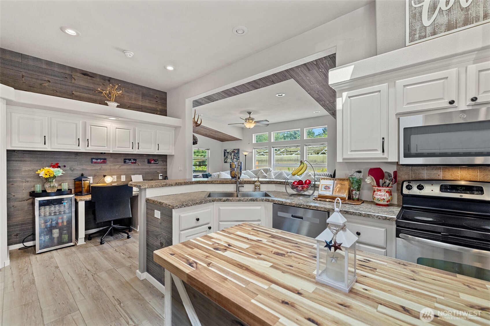 22484 Grip Road Sedro-Woolley, WA 98284 - Photo 12 of 40 Gallery Image 12