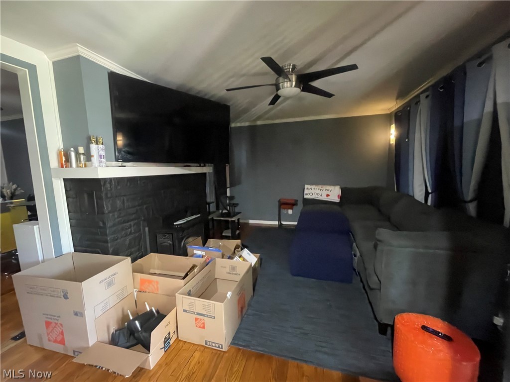 353 Ansel Road Geneva, OH 44041 - Photo 4 of 23
