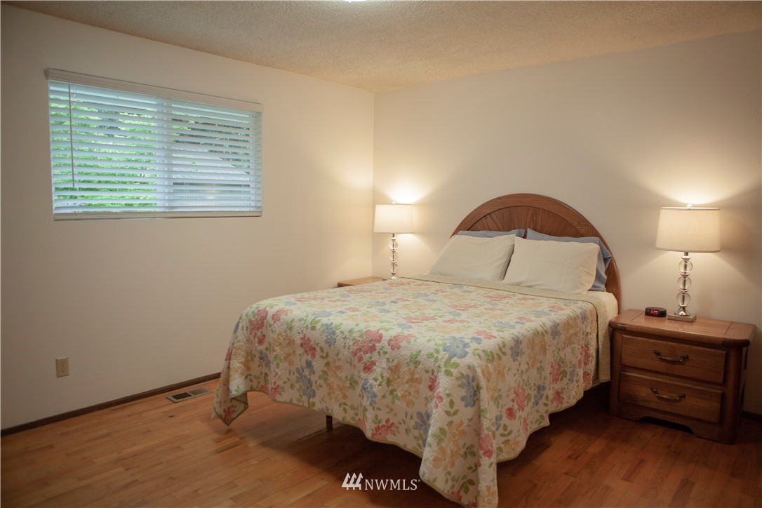 12632 Alexander Road Everett, WA 98204 - Photo 13 of 25 Gallery Image 13