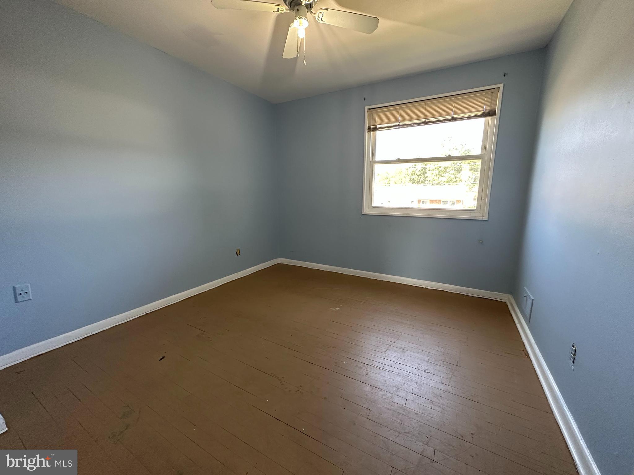 11903 Indigo Road Silver Spring, MD 20906 - Photo 16 of 29 Bedroom