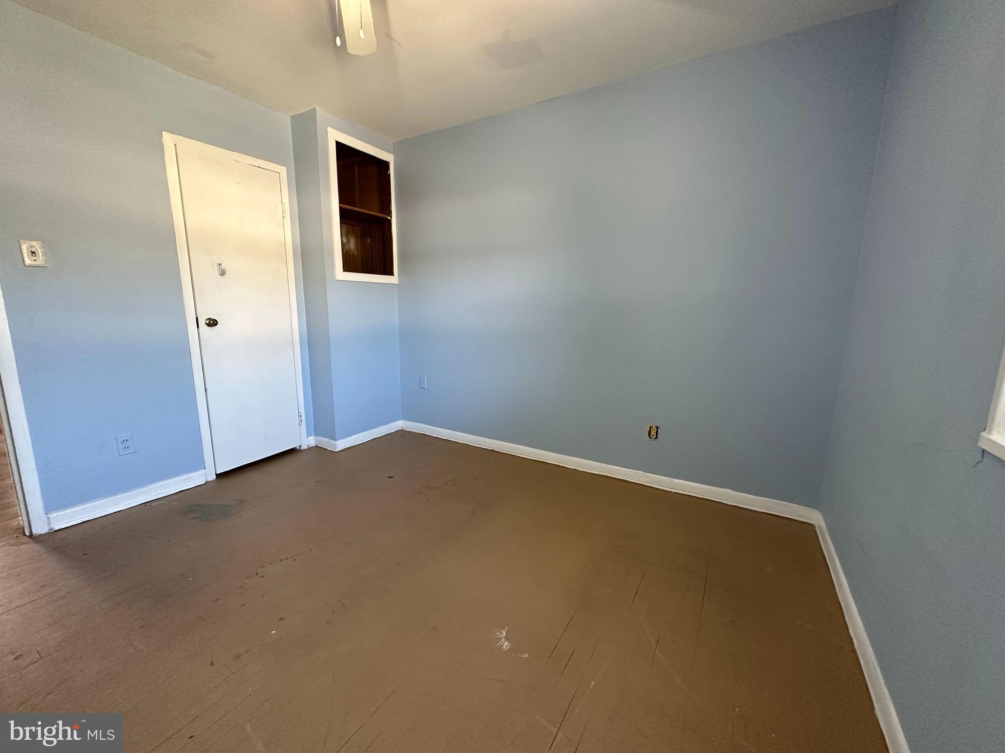 11903 Indigo Road Silver Spring, MD 20906 - Photo 17 of 29 Bedroom