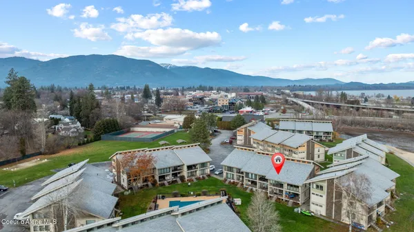 $650,000 | 301 Iberian Way, Unit 223, Sandpoint, ID 83864