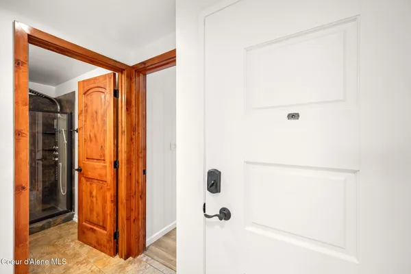 $650,000 | 301 Iberian Way, Unit 223, Sandpoint, ID 83864