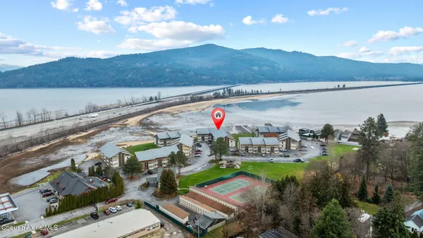 $650,000 | 301 Iberian Way, Unit 223, Sandpoint, ID 83864
