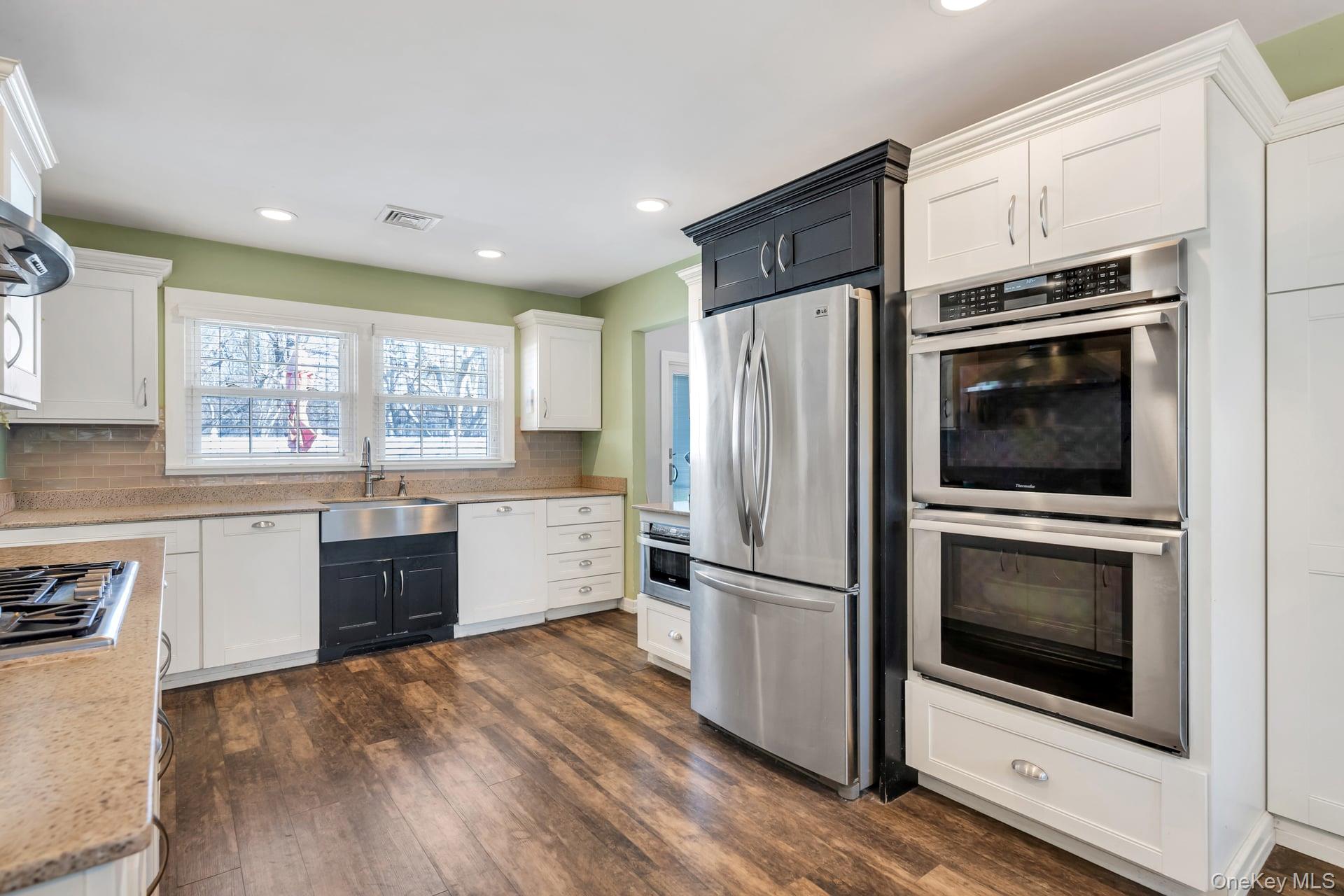 27 Westbrook Road Coram, NY 11727 - Photo 4 of 25 Completely Updated Kitchen