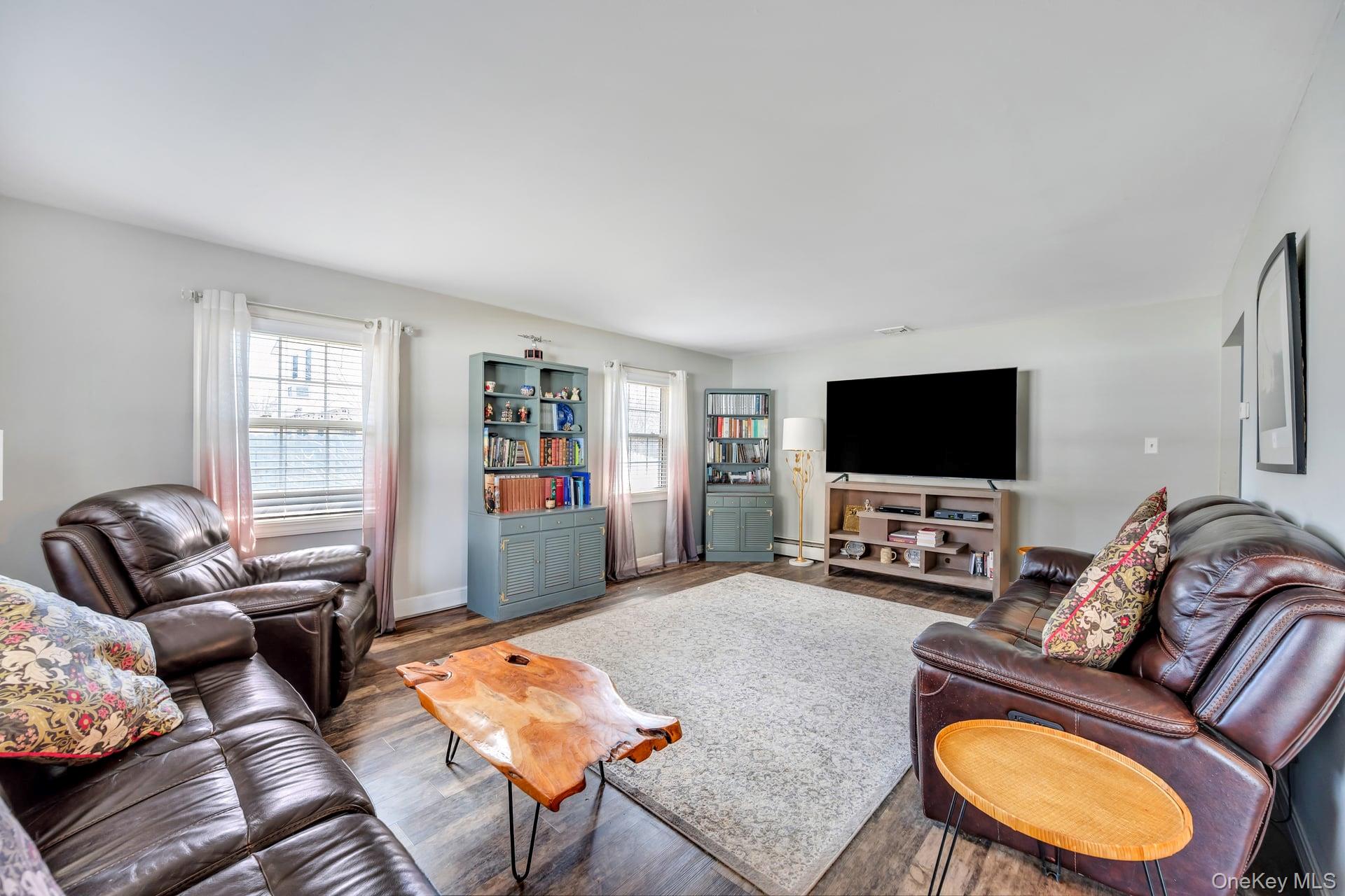 27 Westbrook Road Coram, NY 11727 - Photo 10 of 25 Great Room Perfect for the Largest of Gatherings