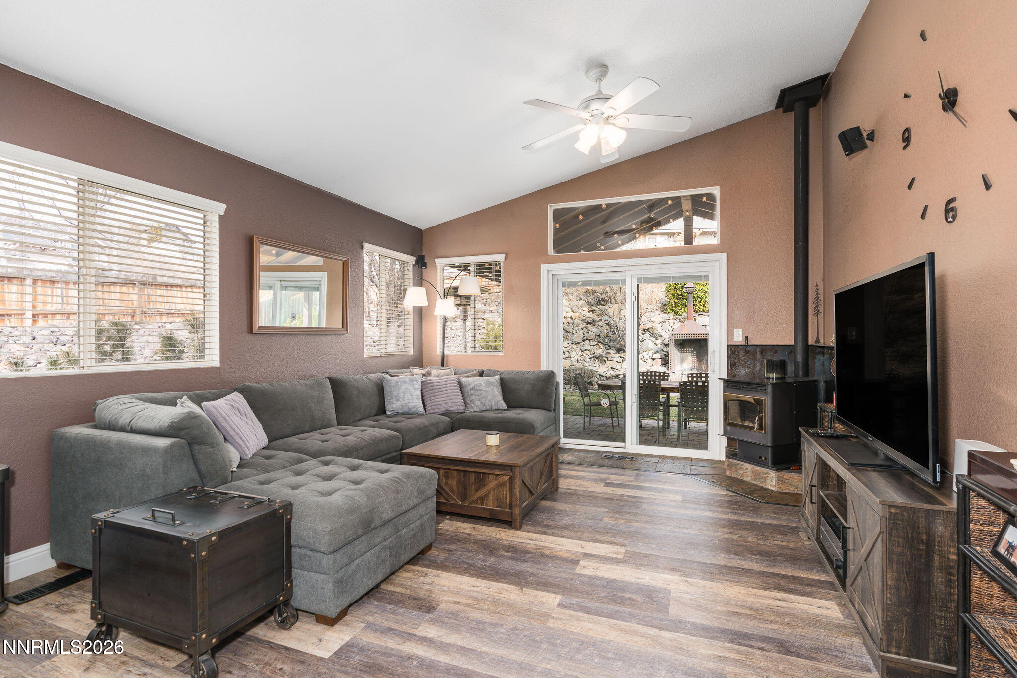 1530 Springfield Park Drive Reno, NV 89523 - Photo 11 of 31 15-web-or-mls-untitled-27