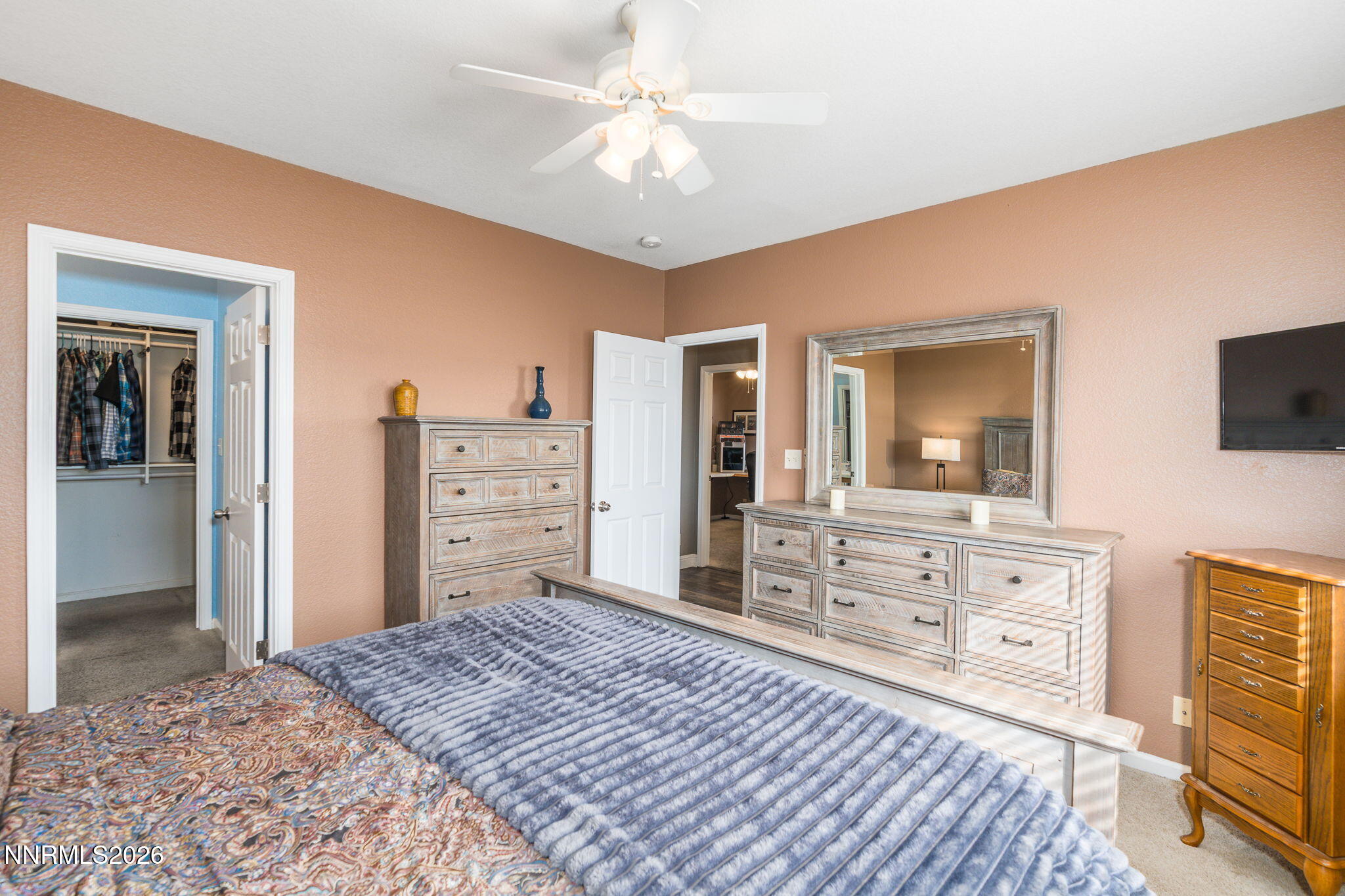 1530 Springfield Park Drive Reno, NV 89523 - Photo 18 of 31 22-web-or-mls-untitled-19