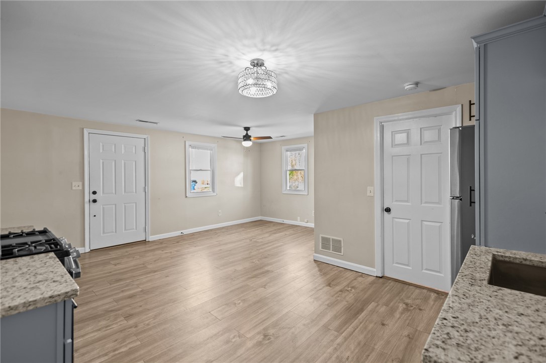 19 Curtis Street Warwick, RI 02889 - Photo 14 of 29