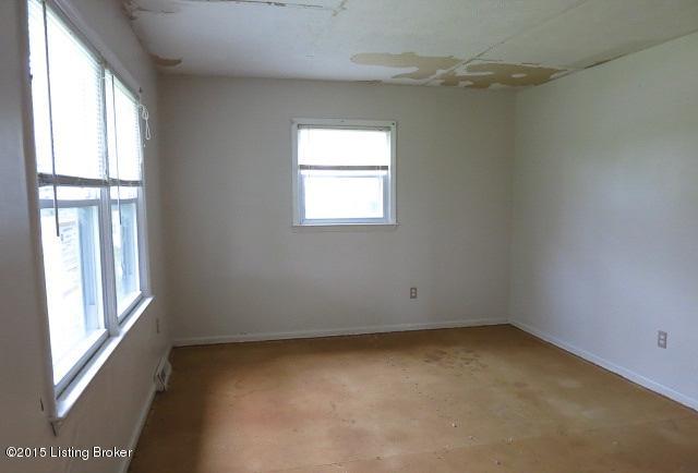 488 Cedarmore Road Bagdad, KY 40003 - Photo 3 of 12 Living room