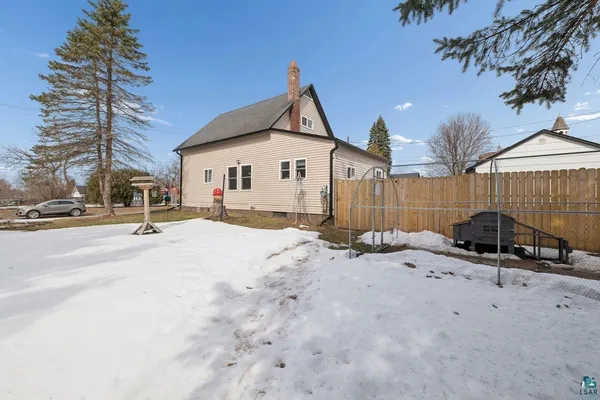 $225,000 | 1318 6th Street West, Ashland, WI 54806