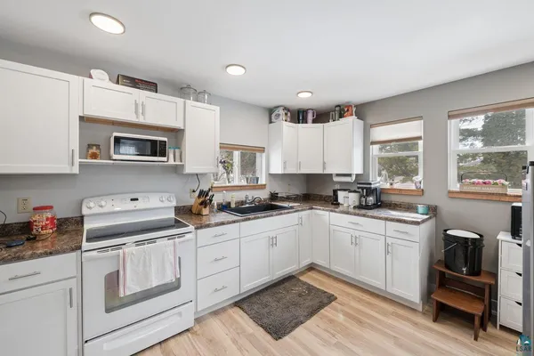 $225,000 | 1318 6th Street West, Ashland, WI 54806