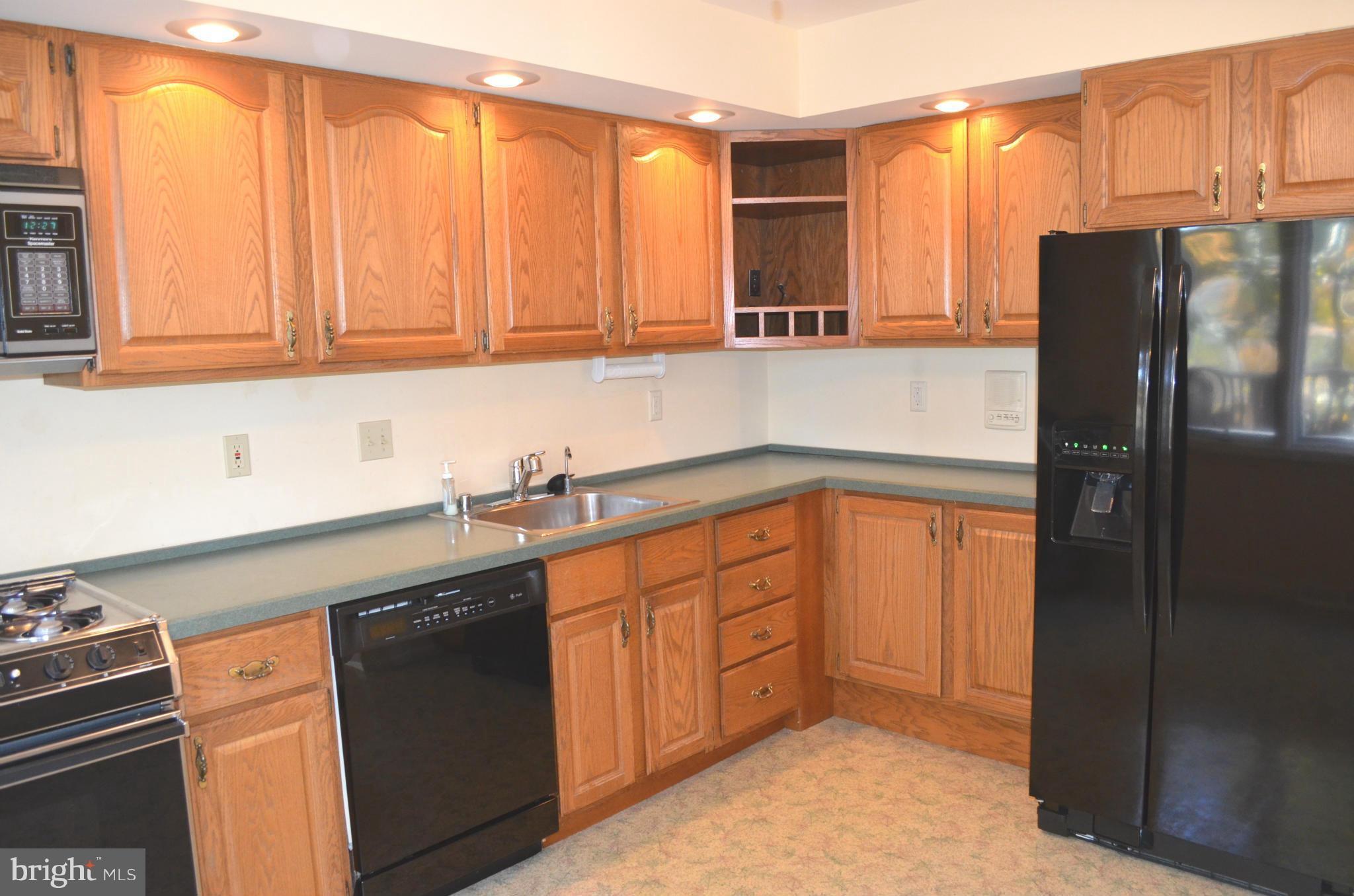 213 Garnett Road Joppa, MD 21085 - Photo 8 of 30 Functional w/ample cabinets