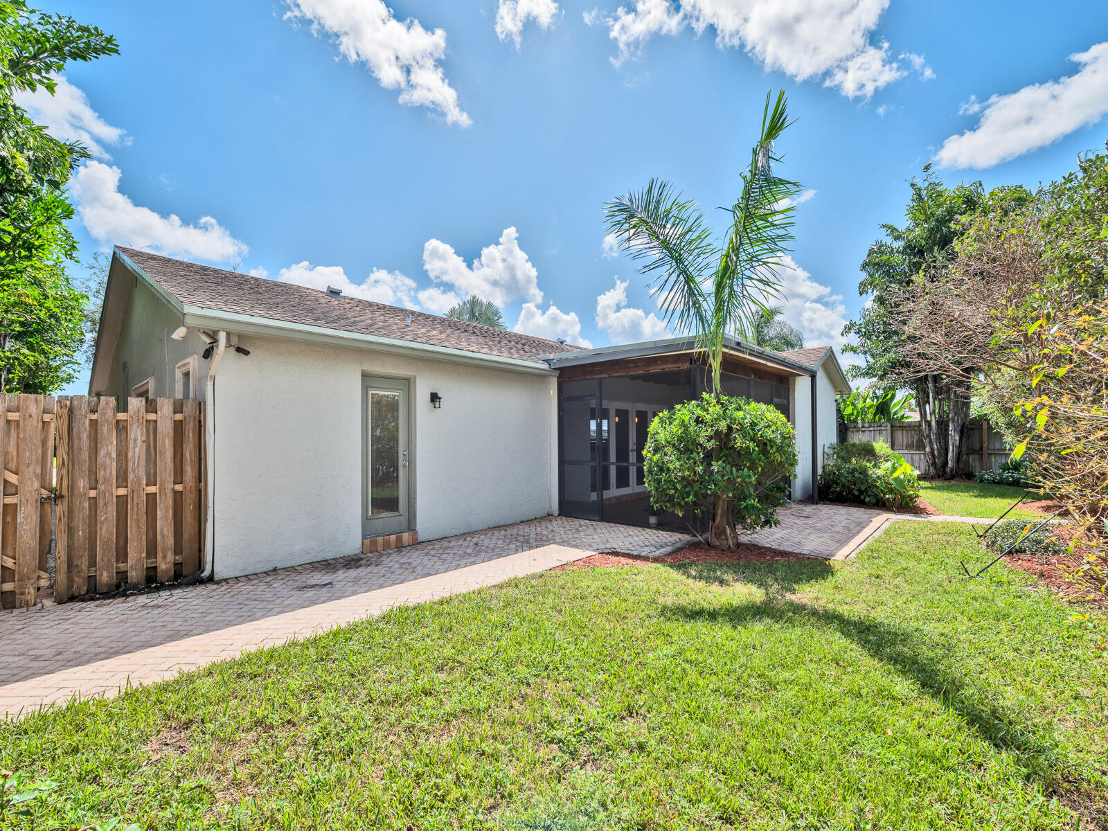9293 Southwest 16th Road West Boca Raton, FL 33428 - Photo 26 of 32 26-26