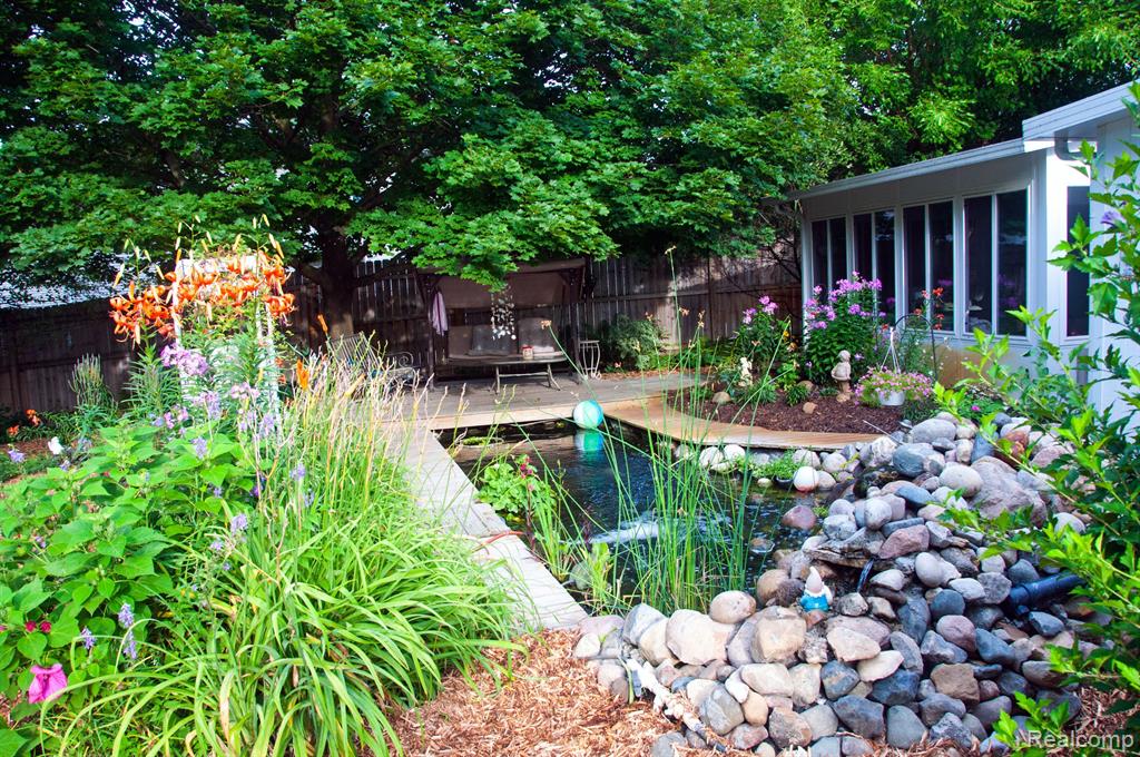 1235 Harding Avenue Rochester Hills, MI 48307 - Photo 2 of 81