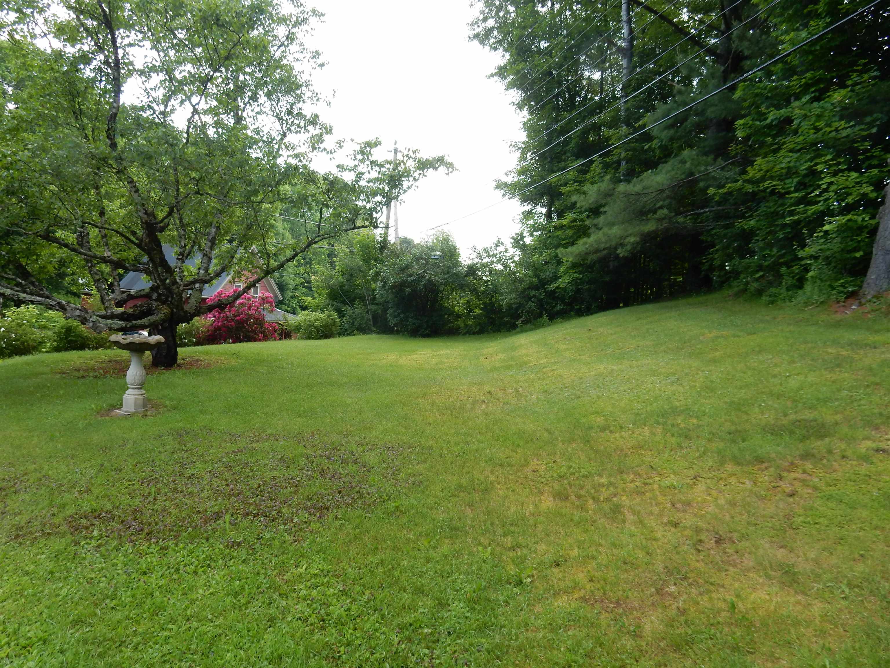 425 West Main Street Newport, VT 05855 - Photo 5 of 33