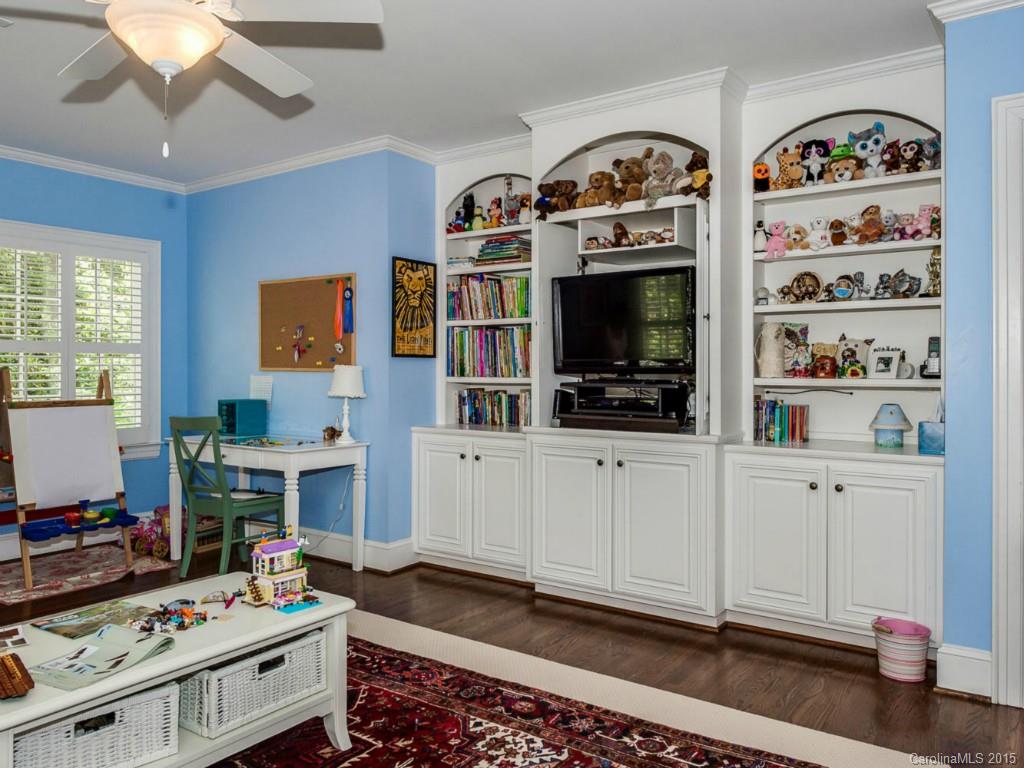 1629 Queens Road West Charlotte, NC 28207 - Photo 19 of 24 Gallery Image 19