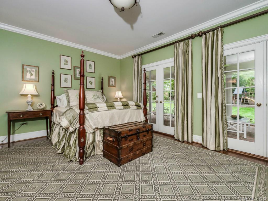 1629 Queens Road West Charlotte, NC 28207 - Photo 10 of 24 Gallery Image 10