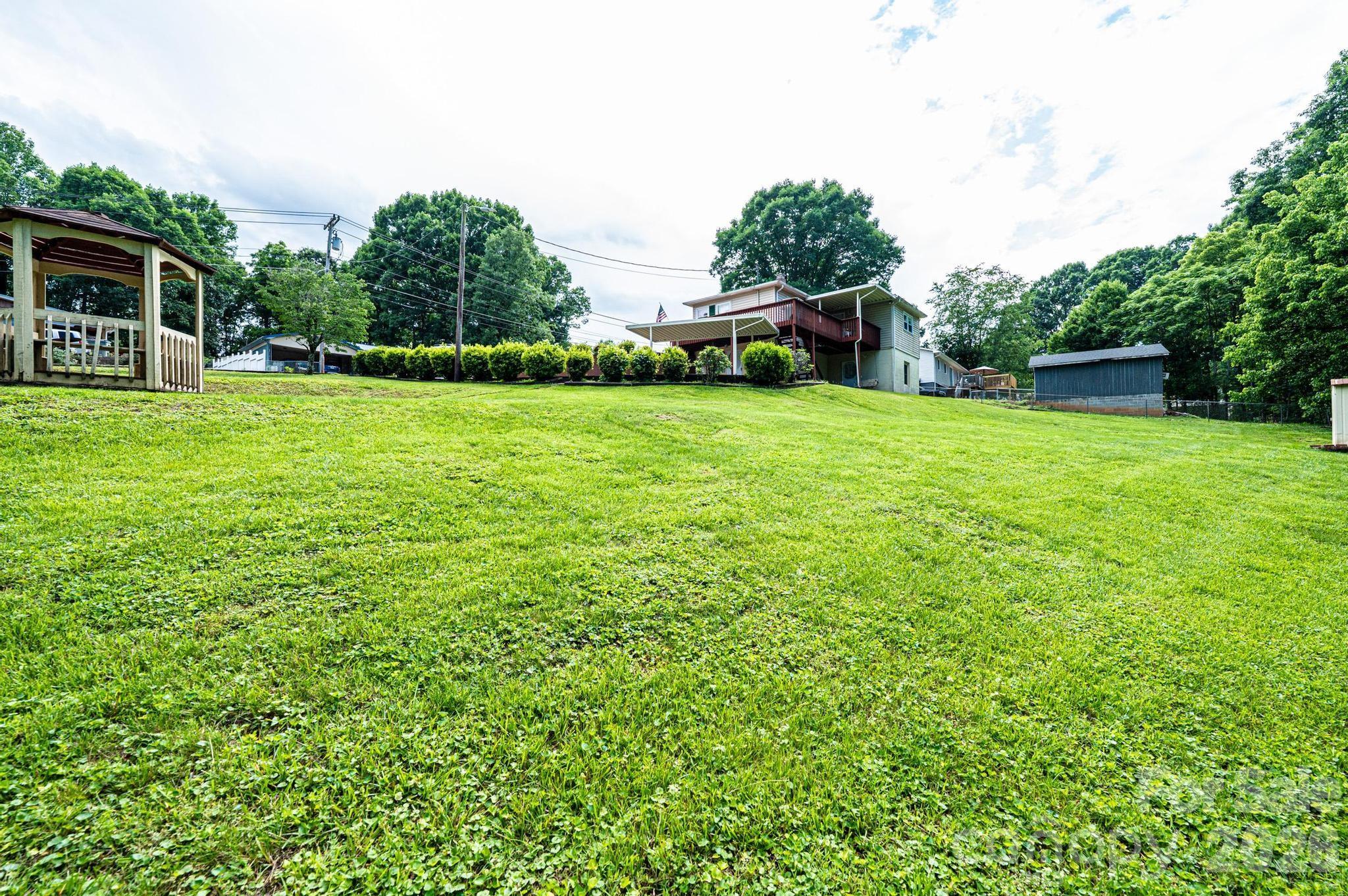 452 Swanson Road Lenoir, NC 28645 - Photo 14 of 48