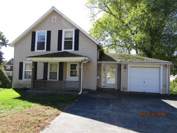 464 Sunderland Road Worcester, MA 01604 - Photo 1 of 9 Gallery Image 1