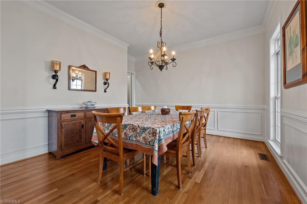 7602 Wilson Farm Road Summerfield, NC 27358 - Photo 12 of 50 Spacious dining room w/transom windows