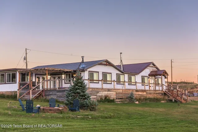 $425,000 | 1051 Bailey Loop, La Barge, WY 83123